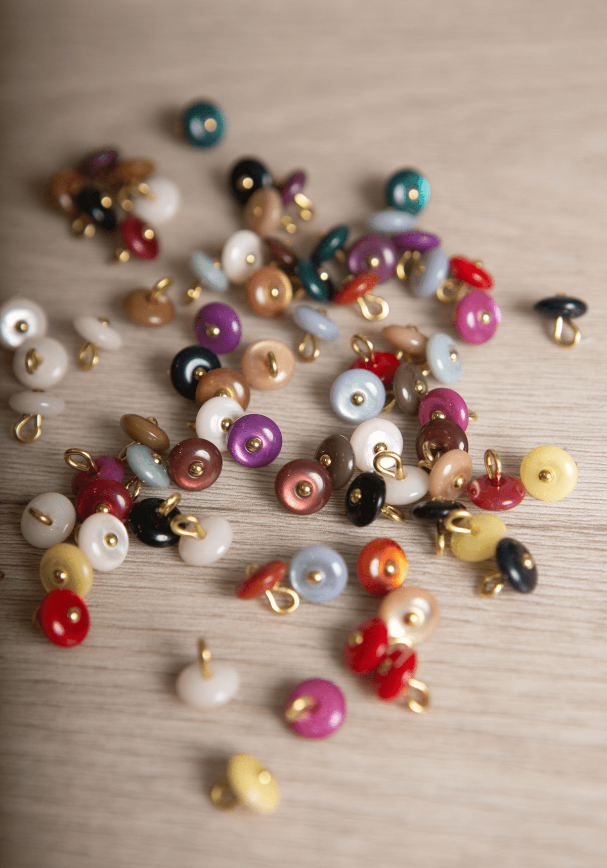 Bouton à coudre en nacre Wink Glossy 10 mm - Plusieurs couleurs - Maison Fauve