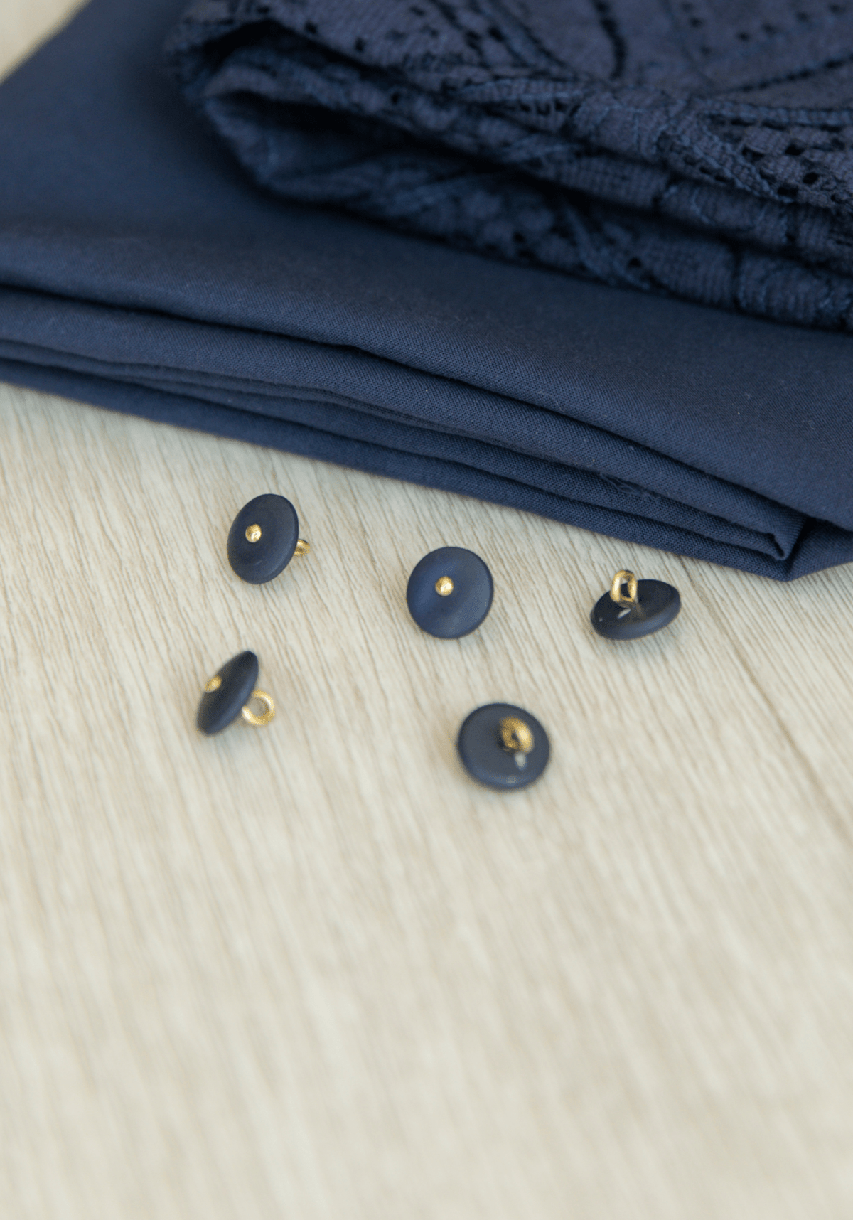Bouton à queue en nacre Wink Mat - 12 ou 15 mm - Plusieurs coloris - Maison Fauve
