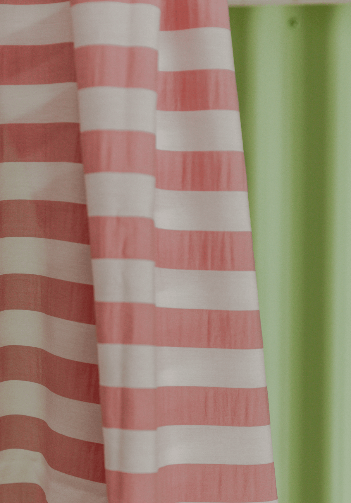 COUPON 250 CM - Tissu voile poly viscose à rayures Berlingot - Rose Romance - Maison Fauve