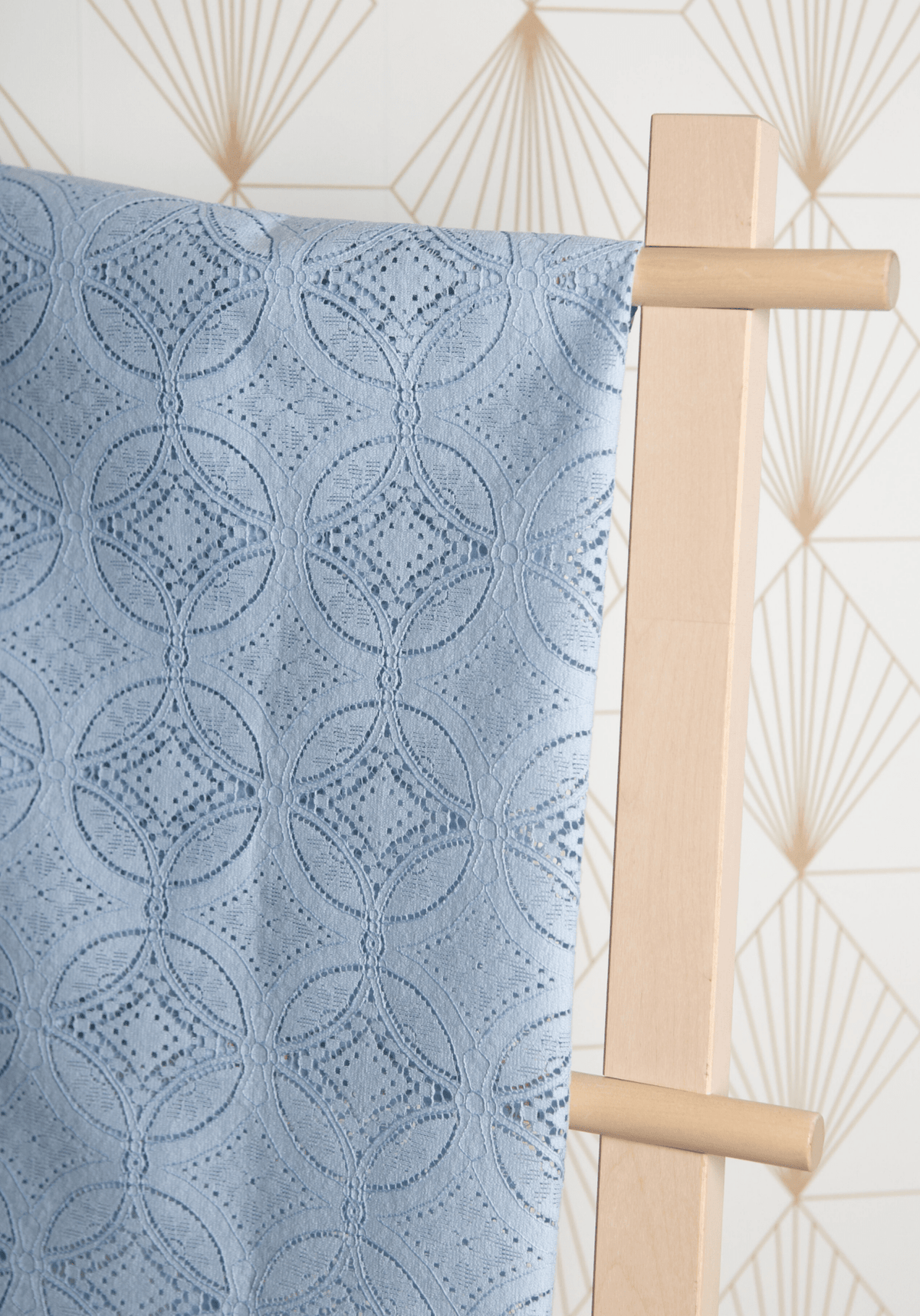 COUPON 30 cm - Tissu dentelle Botanica - Smoky Blue - Maison Fauve