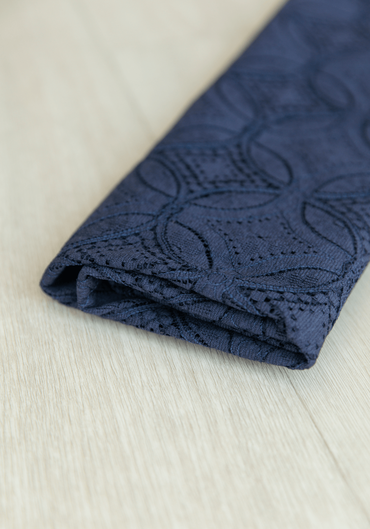 COUPON 30 cm - Tissu dentelle Botanica - Smoky Blue - Maison Fauve