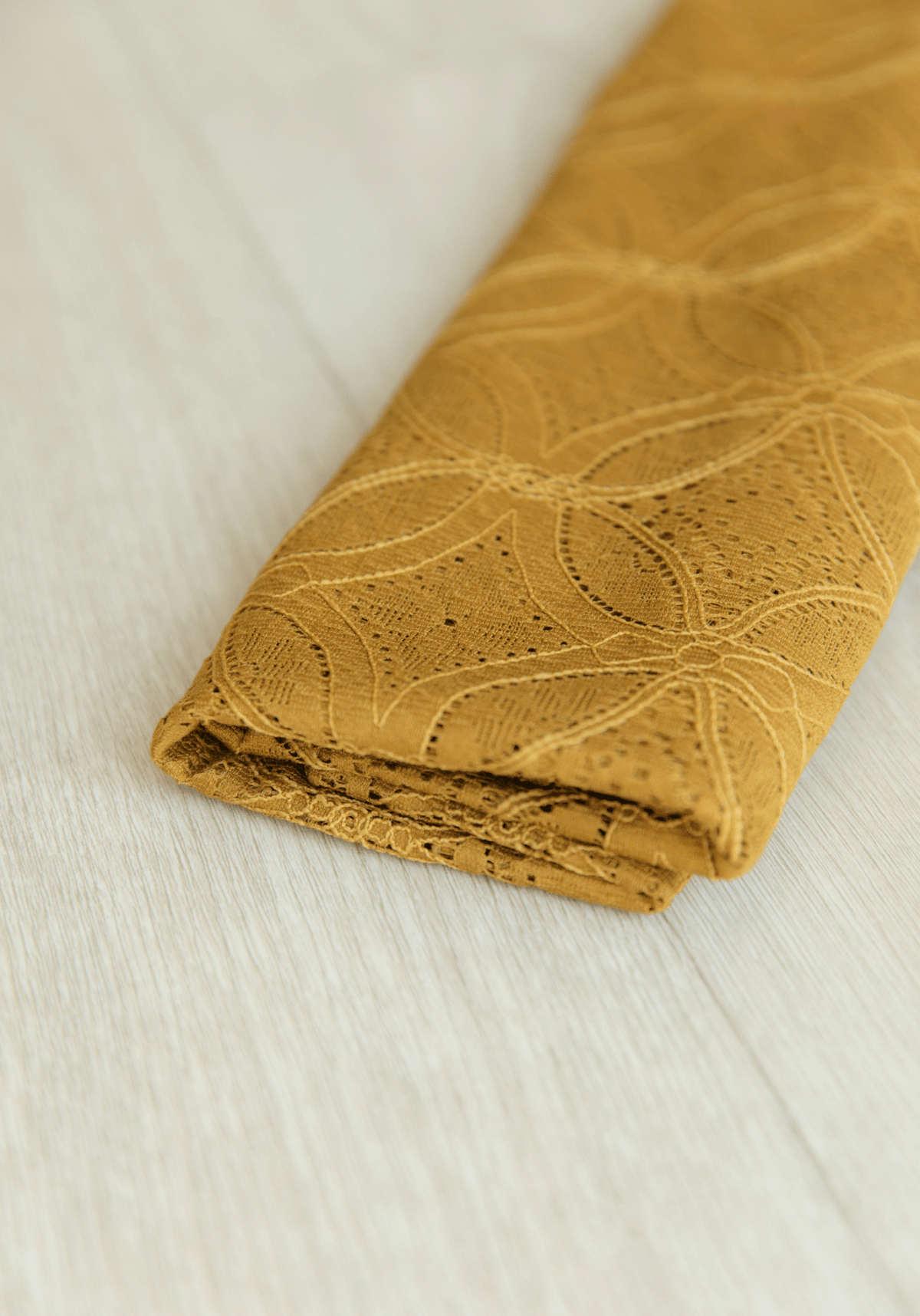 COUPON 30 cm - Tissu dentelle Botanica - Smoky Blue - Maison Fauve