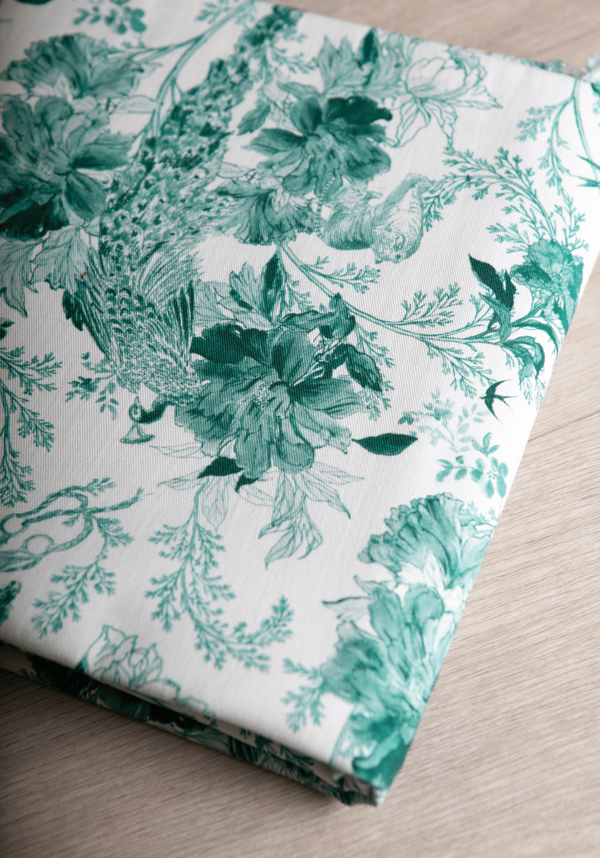 Tissu gabardine de coton imprimée Manifesto - Plusieurs coloris - Maison Fauve