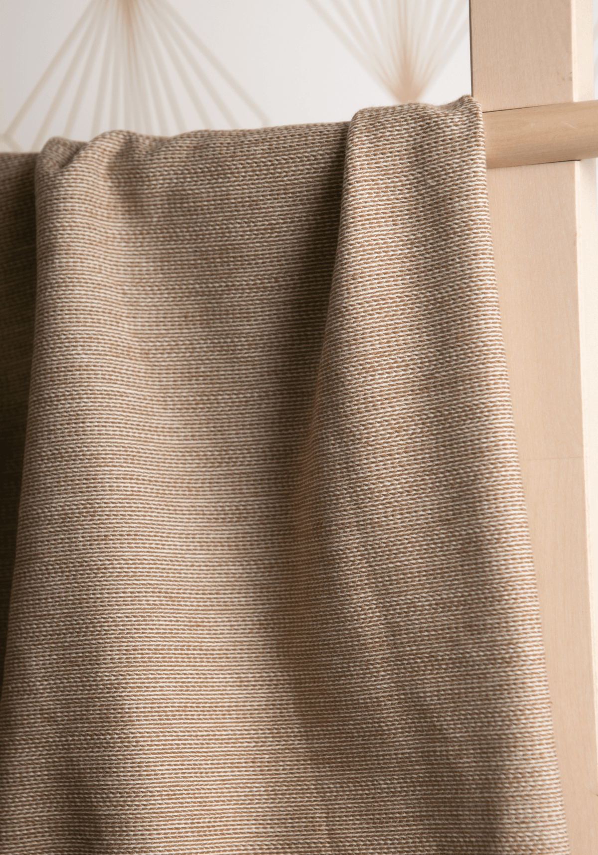 Tissu jacquard de coton Mini Chevron Camel - Maison Fauve
