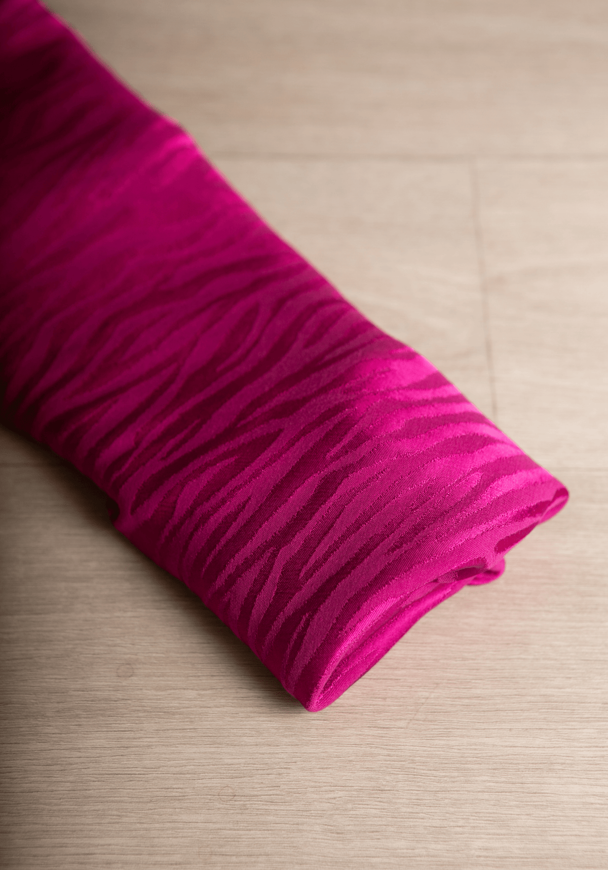 Tissu jacquard de viscose Tiger - Plusieurs coloris - Maison Fauve