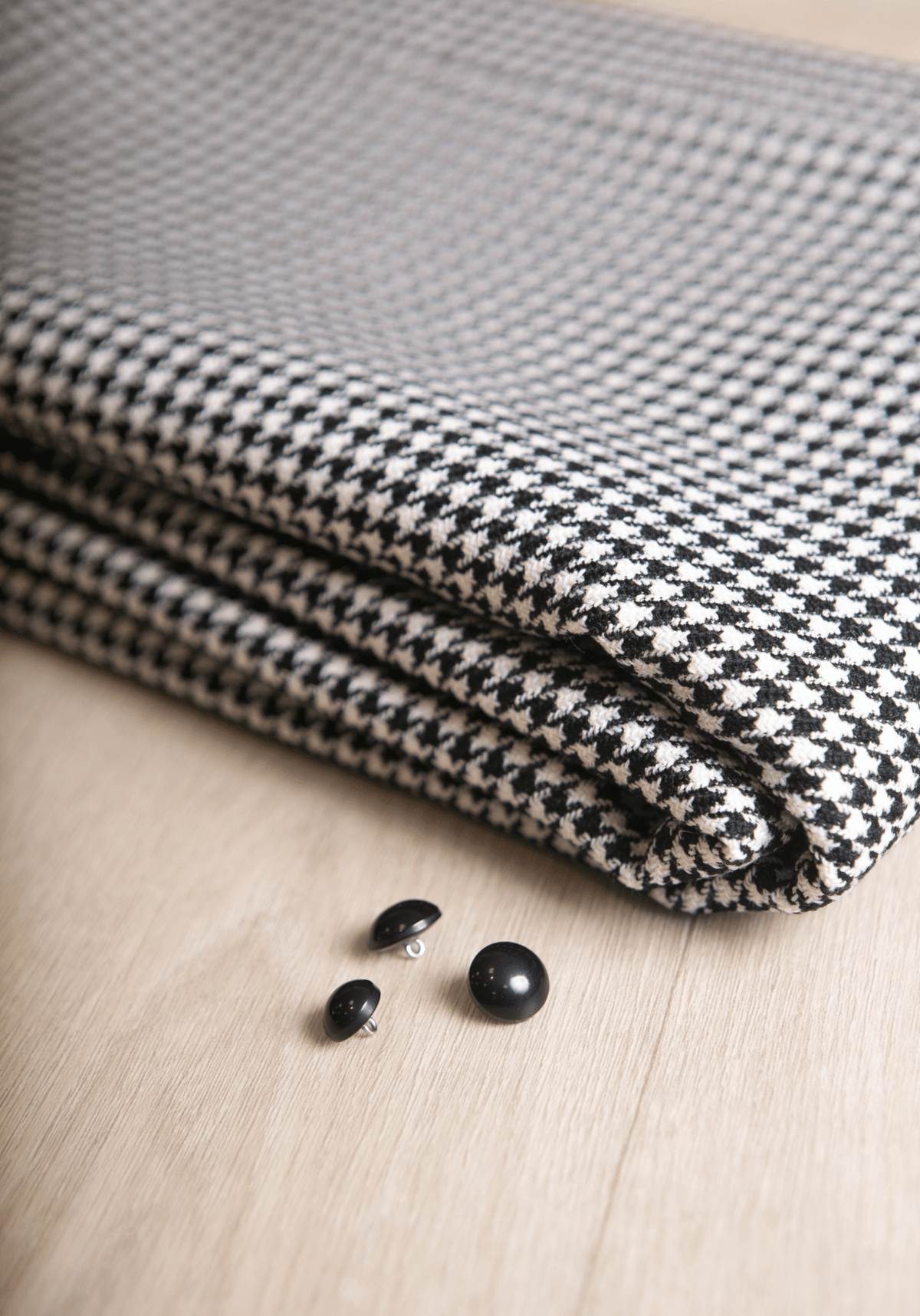 Tissu lainage pied-de-poule pour tailleur - Maison Fauve