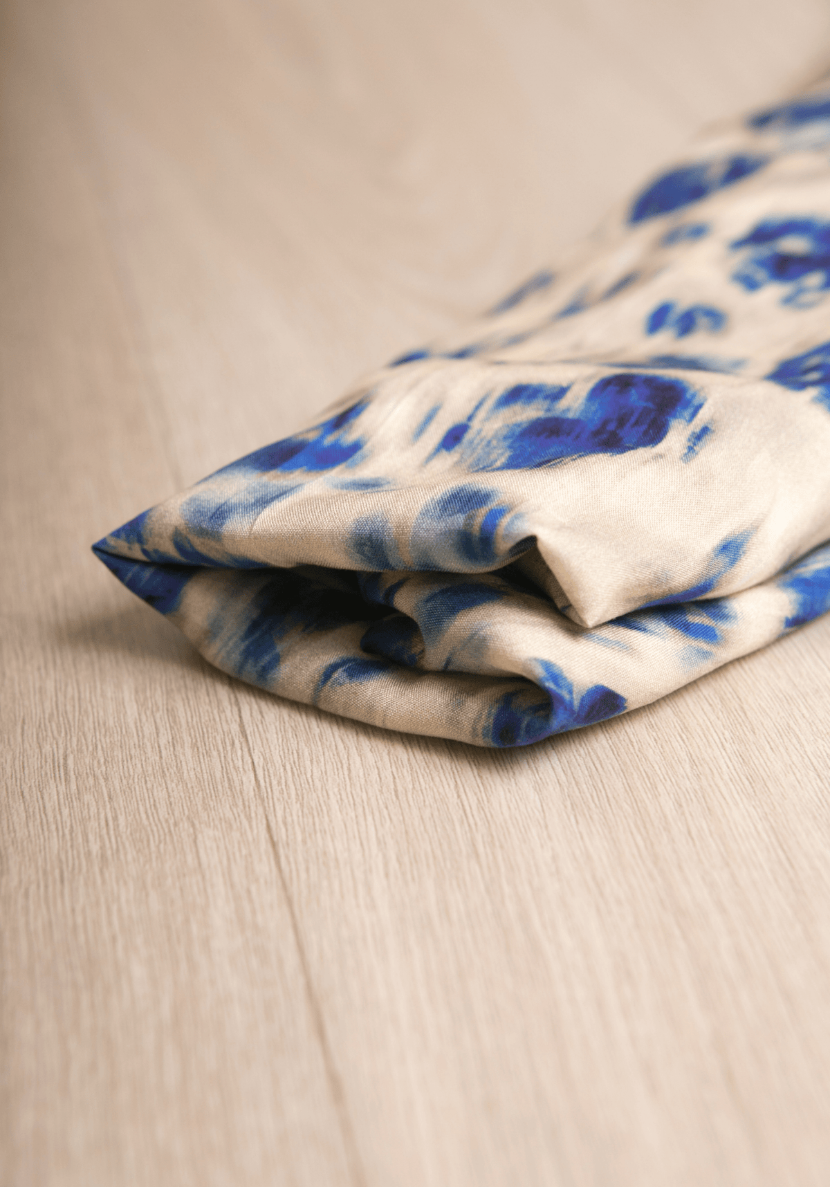 Tissu popeline de viscose imprimée Abstract Rose - Plusieurs coloris - Maison Fauve