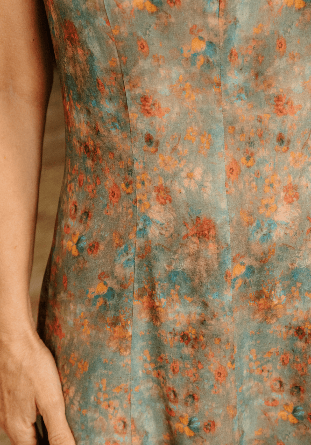 Tissu popeline de viscose imprimée Ghost Flower - Plusieurs coloris - Maison Fauve
