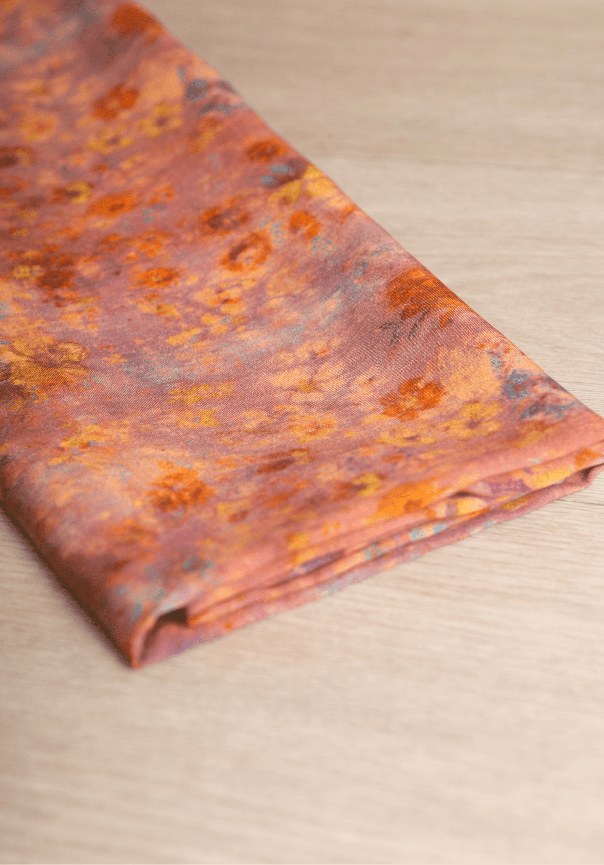 Tissu popeline de viscose imprimée Ghost Flower - Plusieurs coloris - Maison Fauve
