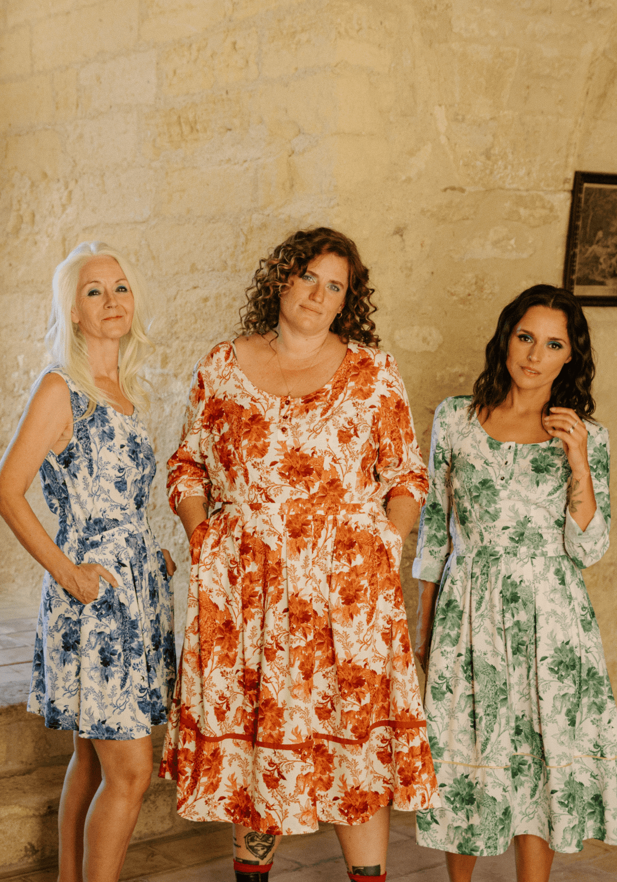 Tissu popeline de viscose imprimée Manifesto - Plusieurs coloris - Maison Fauve