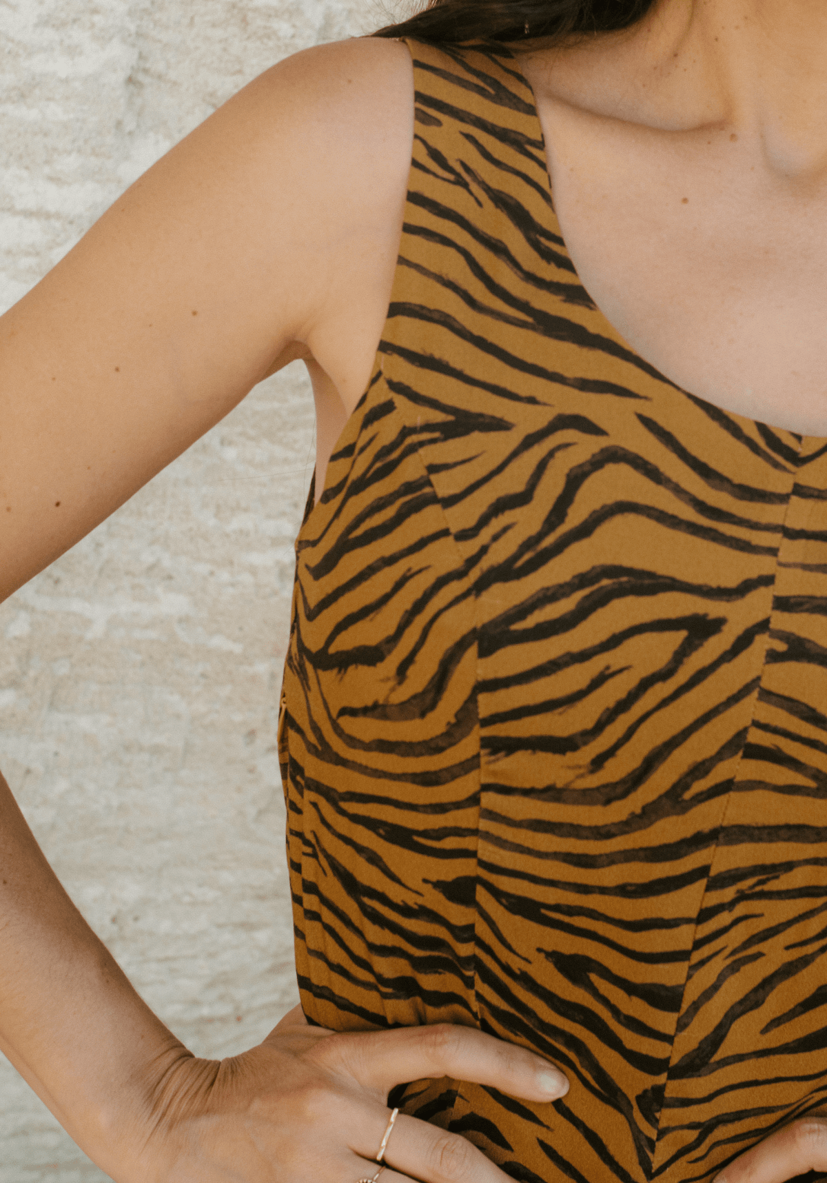 Tissu popeline de viscose imprimée Savage - Tigre Cumin ou Blanc Zèbre - Maison Fauve