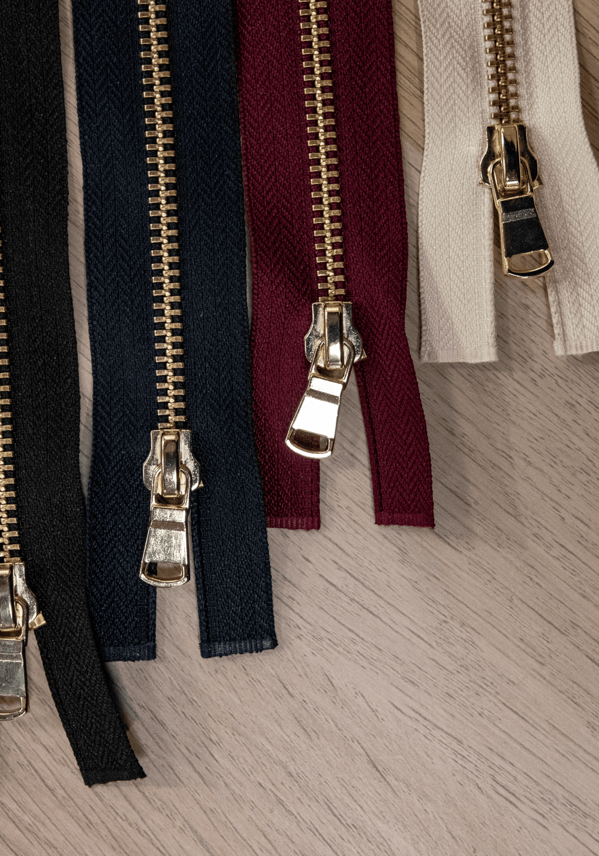 Zip 45 cm séparable pour veste et blouson - Plusieurs coloris - Maison Fauve