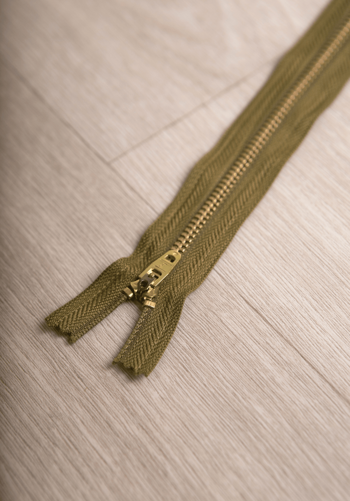 Zip braguette 18 cm pour pantalon et jean femme - Maison Fauve