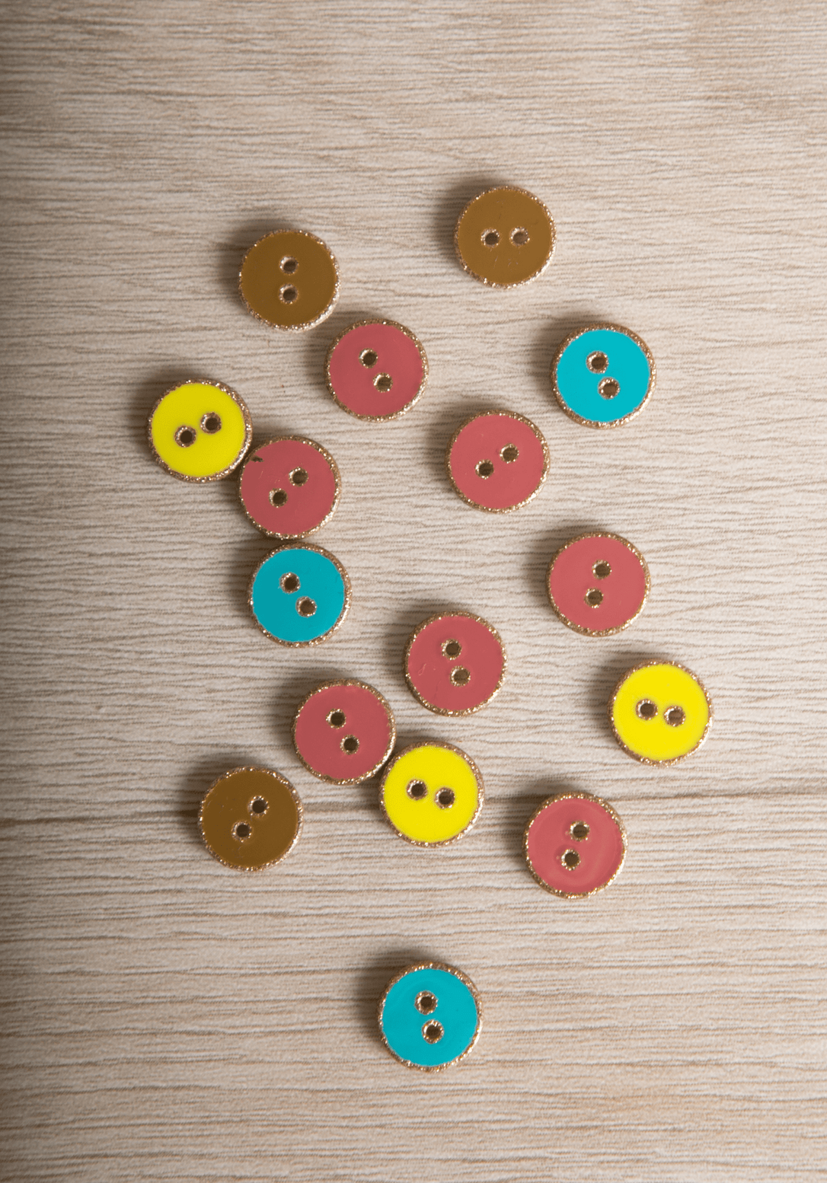 Bouton à paillettes dorées 12 mm - Plusieurs couleurs - Maison Fauve