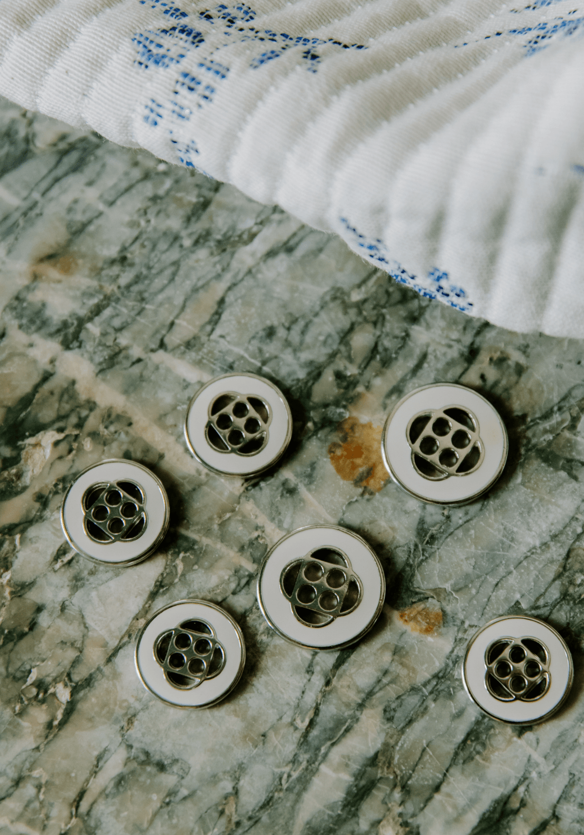 Bouton Poppy Blanc Argent 15 et 18 mm - Maison Fauve