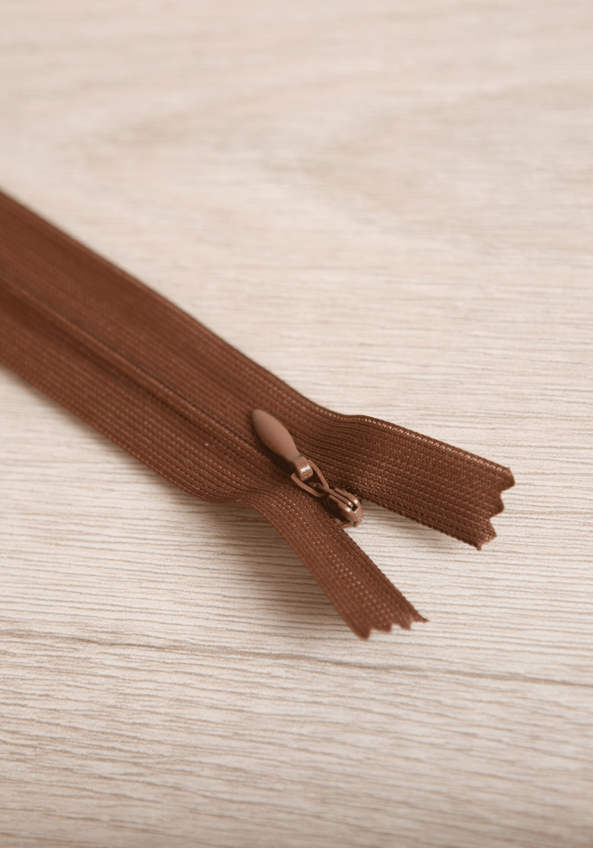 Fermeture éclair invisible 22 cm - Plusieurs coloris - Maison Fauve