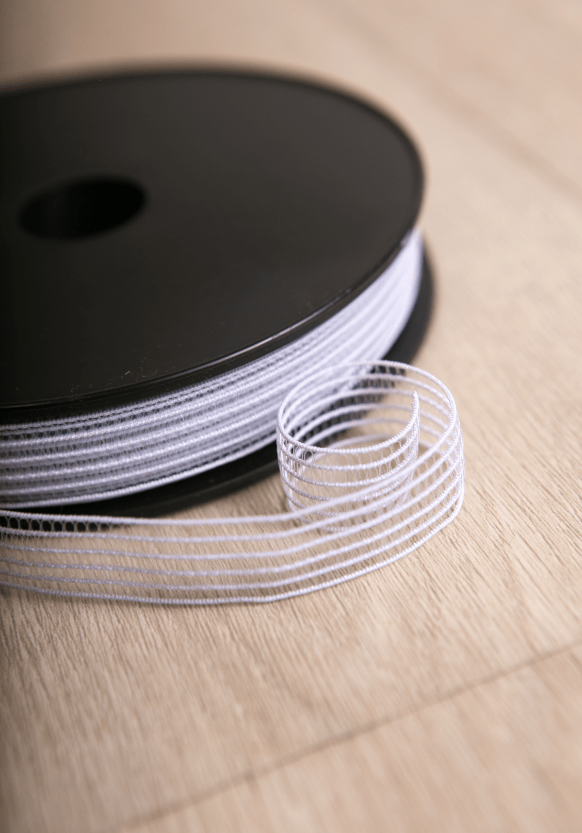 Ruban élastique fronceur – Noir ou Blanc 15 mm - vendu par CM - Maison Fauve