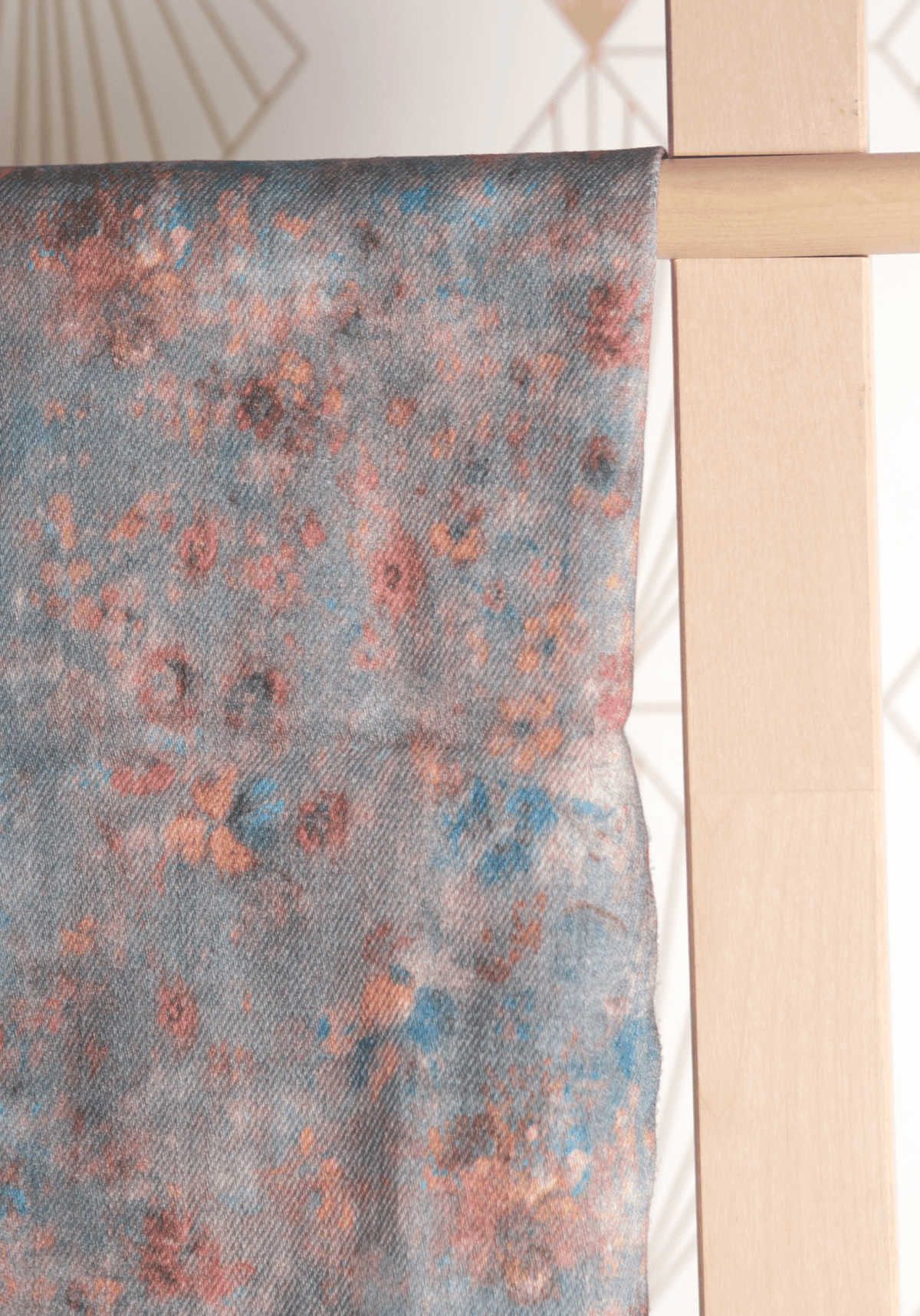 Tissu gabardine de coton imprimée Ghost Flower - Plusieurs coloris - Maison Fauve