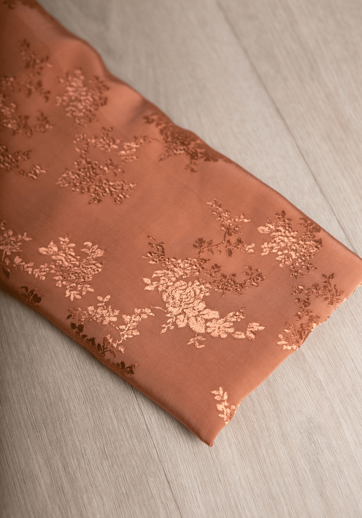 Tissu jacquard de viscose Poésie - Plusieurs couleurs - Maison Fauve