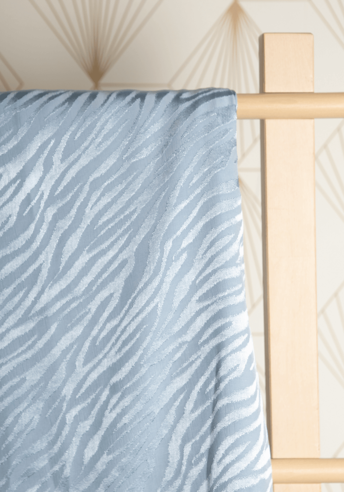 Tissu jacquard de viscose Tiger - Plusieurs coloris - Maison Fauve