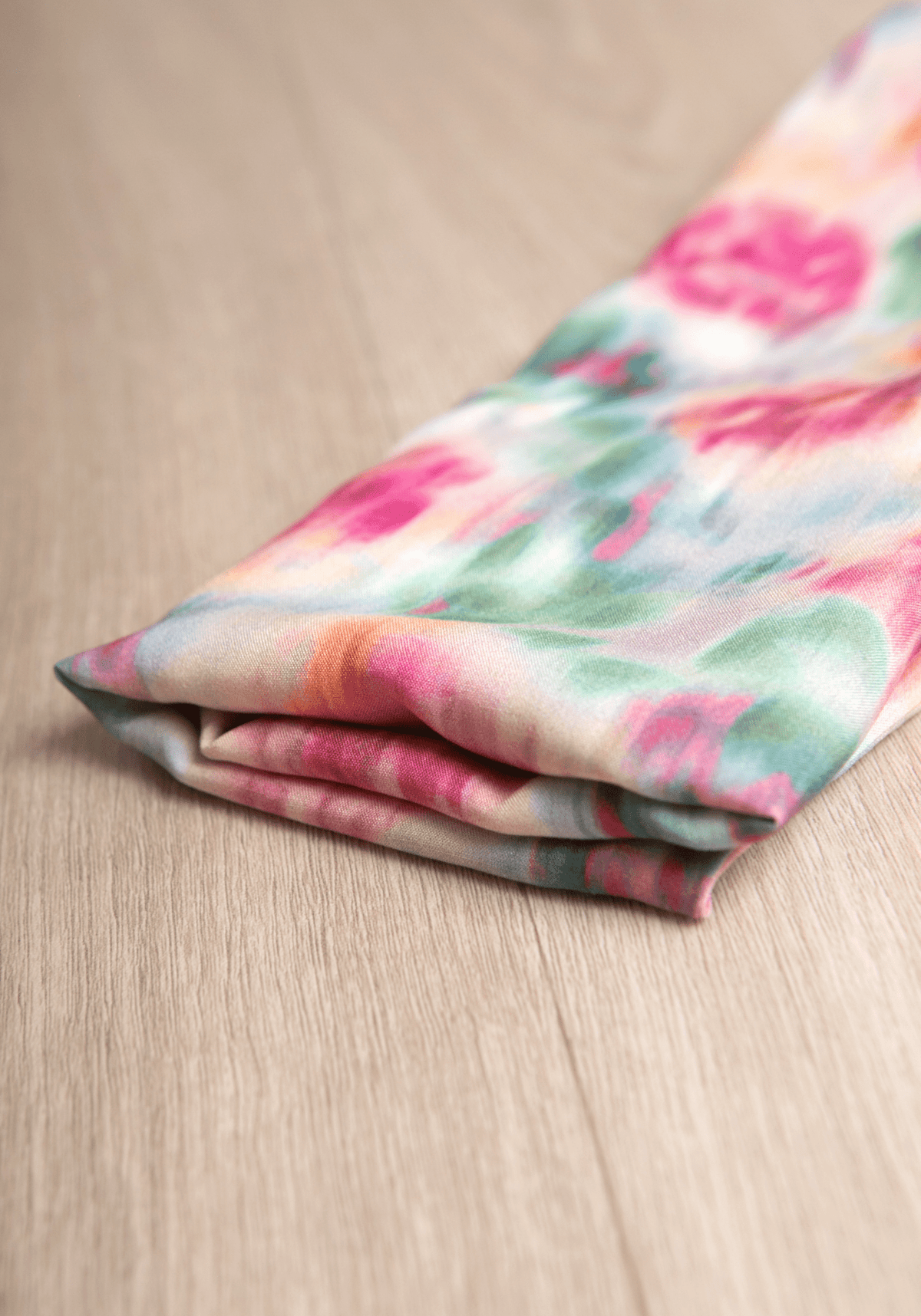 Tissu popeline de viscose imprimée Abstract Rose - Plusieurs coloris - Maison Fauve