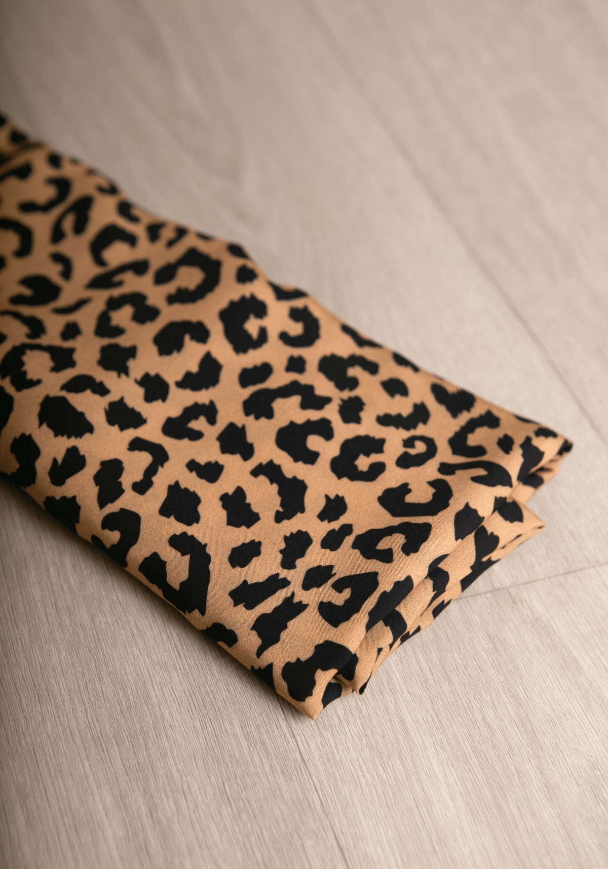 Tissu popeline de viscose imprimée Léo - Plusieurs couleurs - Maison Fauve