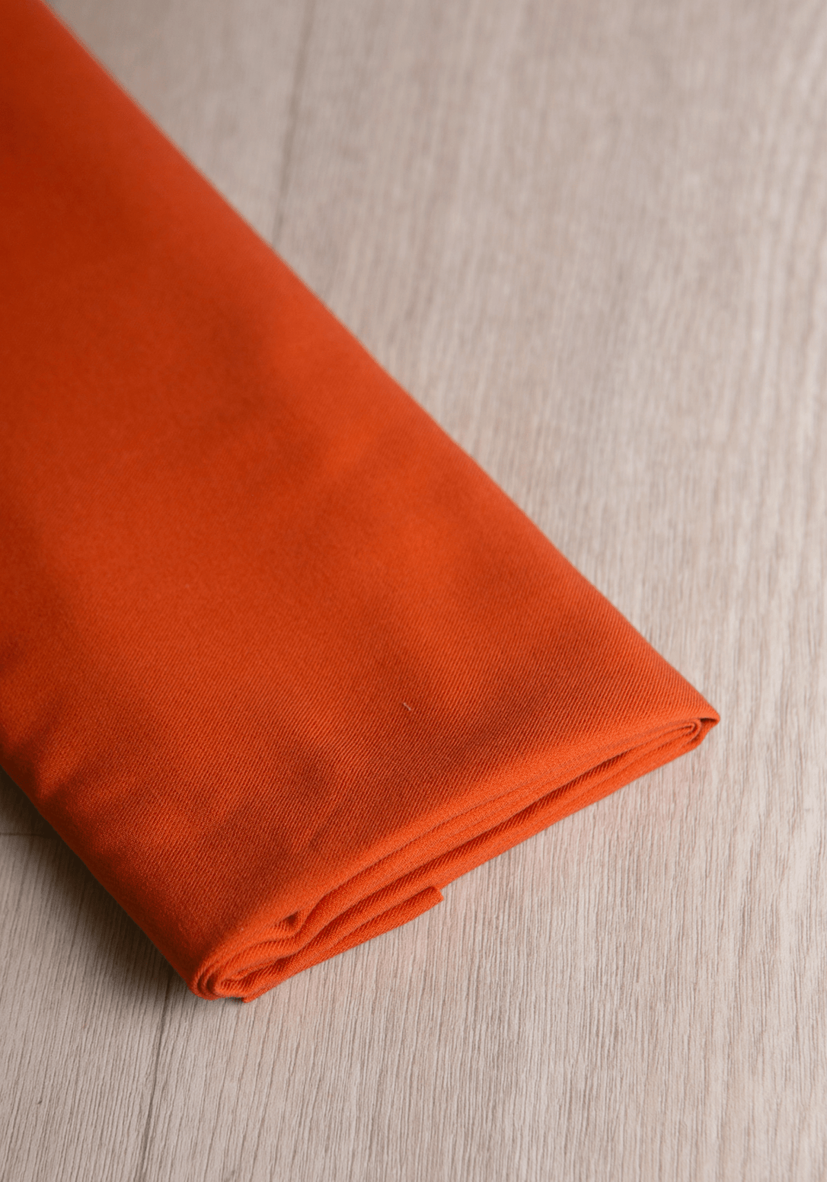 Tissu sergé de viscose uni - Plusieurs coloris - Maison Fauve