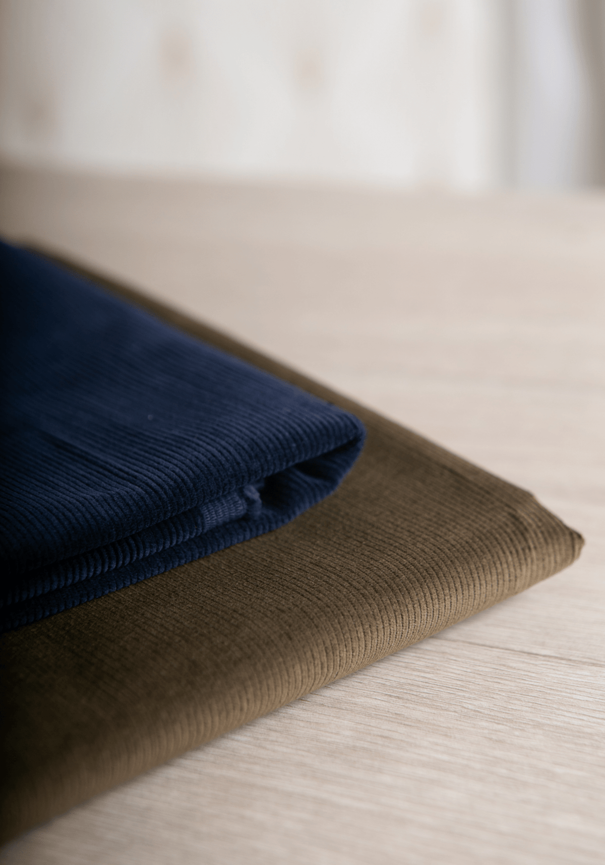 Tissu velours milleraies 100% coton - Encre, Beige ou Vert Mousse - Maison Fauve
