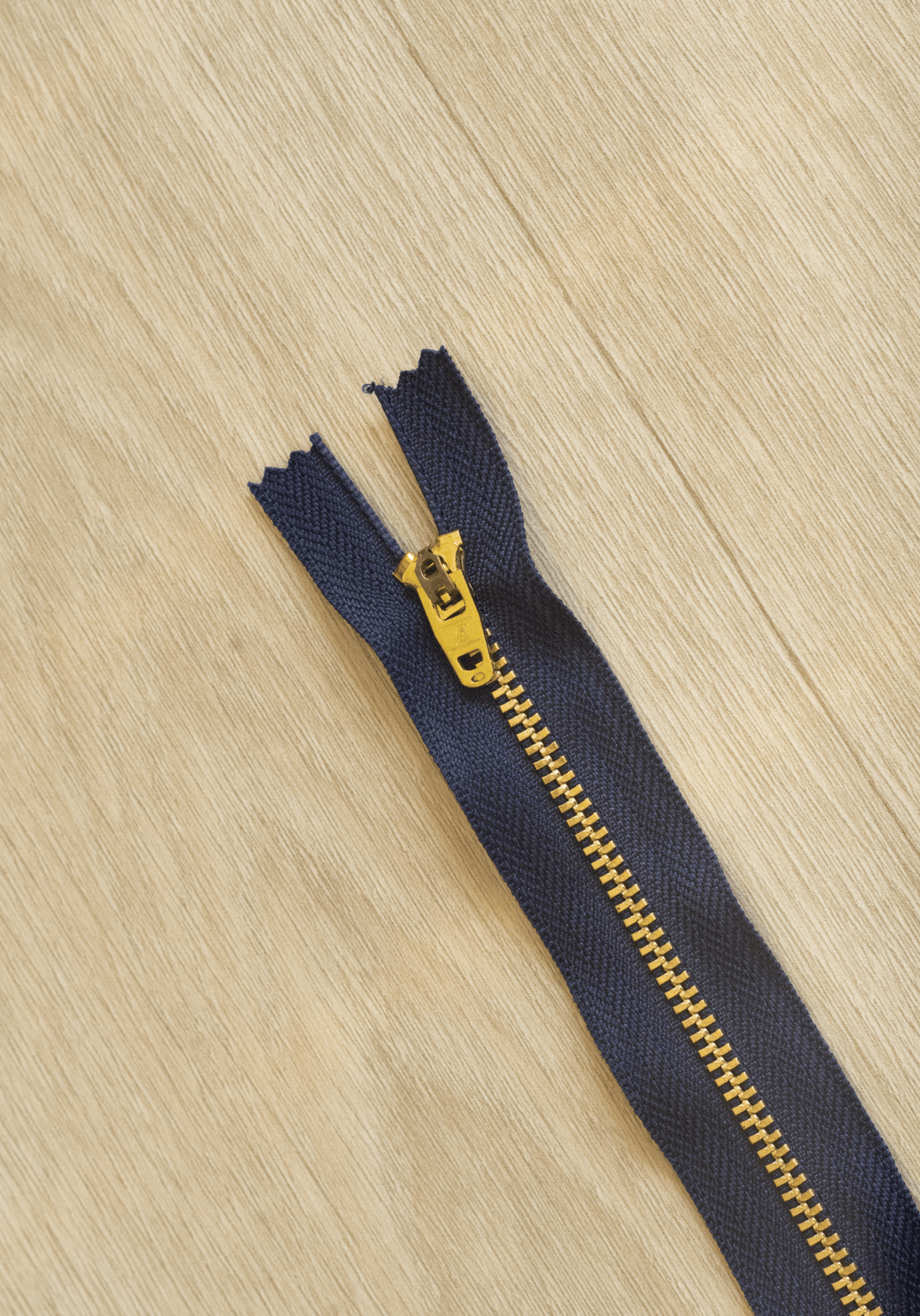 Zip braguette 18 cm pour pantalon et jean femme - Maison Fauve