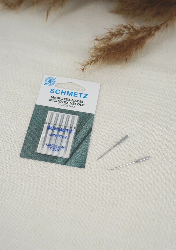Lot de 5 aiguilles pour machine à coudre Schmetz Microtex - Maison Fauve