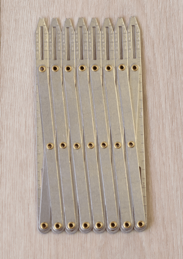 Règle de mesure pour boutonnières - Maison Fauve
