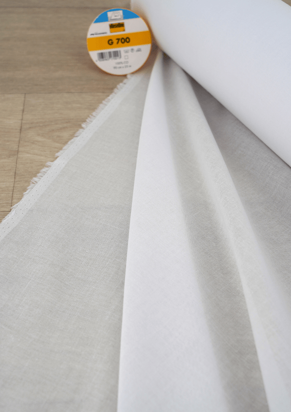 Thermocollant Vlieseline G700 - Par 10 cm - Blanc ou Noir - Maison Fauve